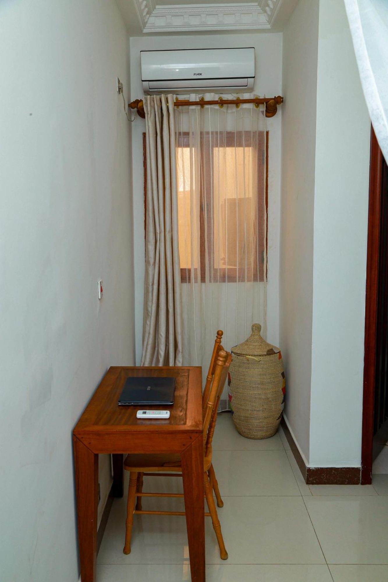 Appartement Daaru Jamm à Dakar Extérieur photo